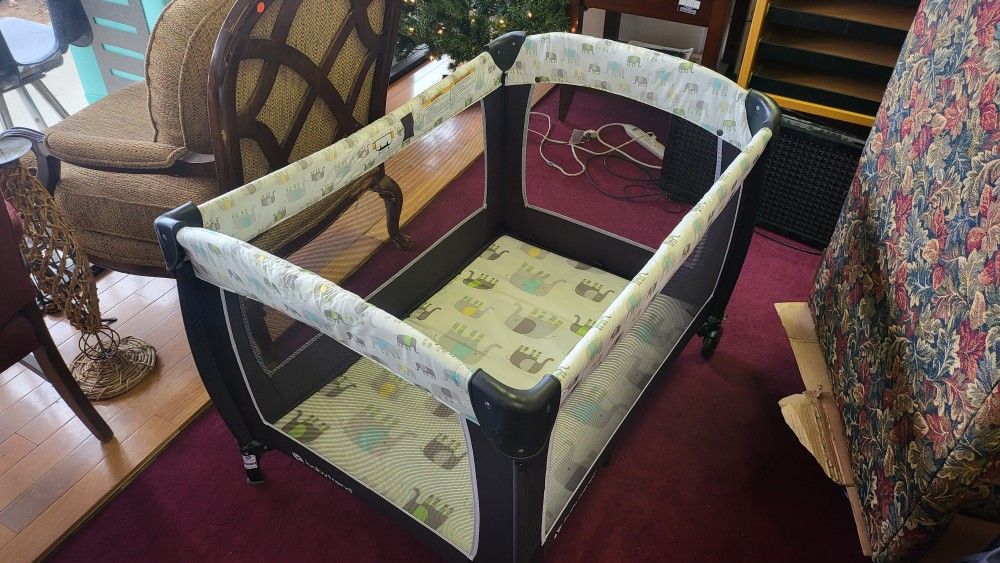 Portable Crib and Changing Table