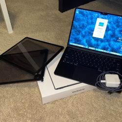 MacBook bundle (air 13, 2022, M2 )