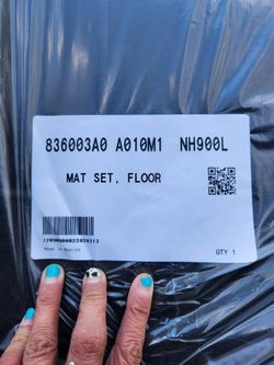 Brand New 2023-2025 Honda CRV/ CRV Hybrid Floor Mat Set