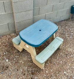 Step2 Sit & Play Children’s Picnic Table