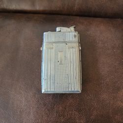 VINTAGE CIGARETTE  LIGHTER  ,  CASE COMBO