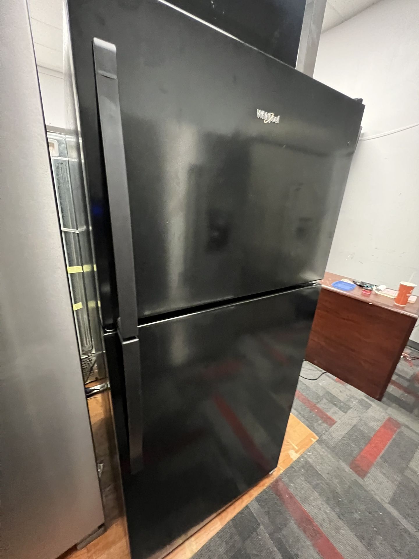 Whielpool Top Freezer Fridge 18cf