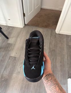 Jordan 14 university blue size 9.5
