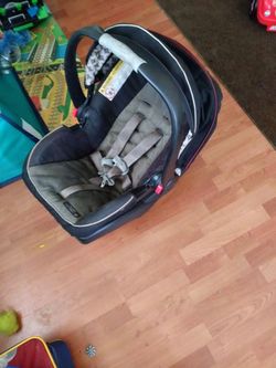 Infant seat and base