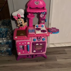 Minnie Mouse Play Kitchen 