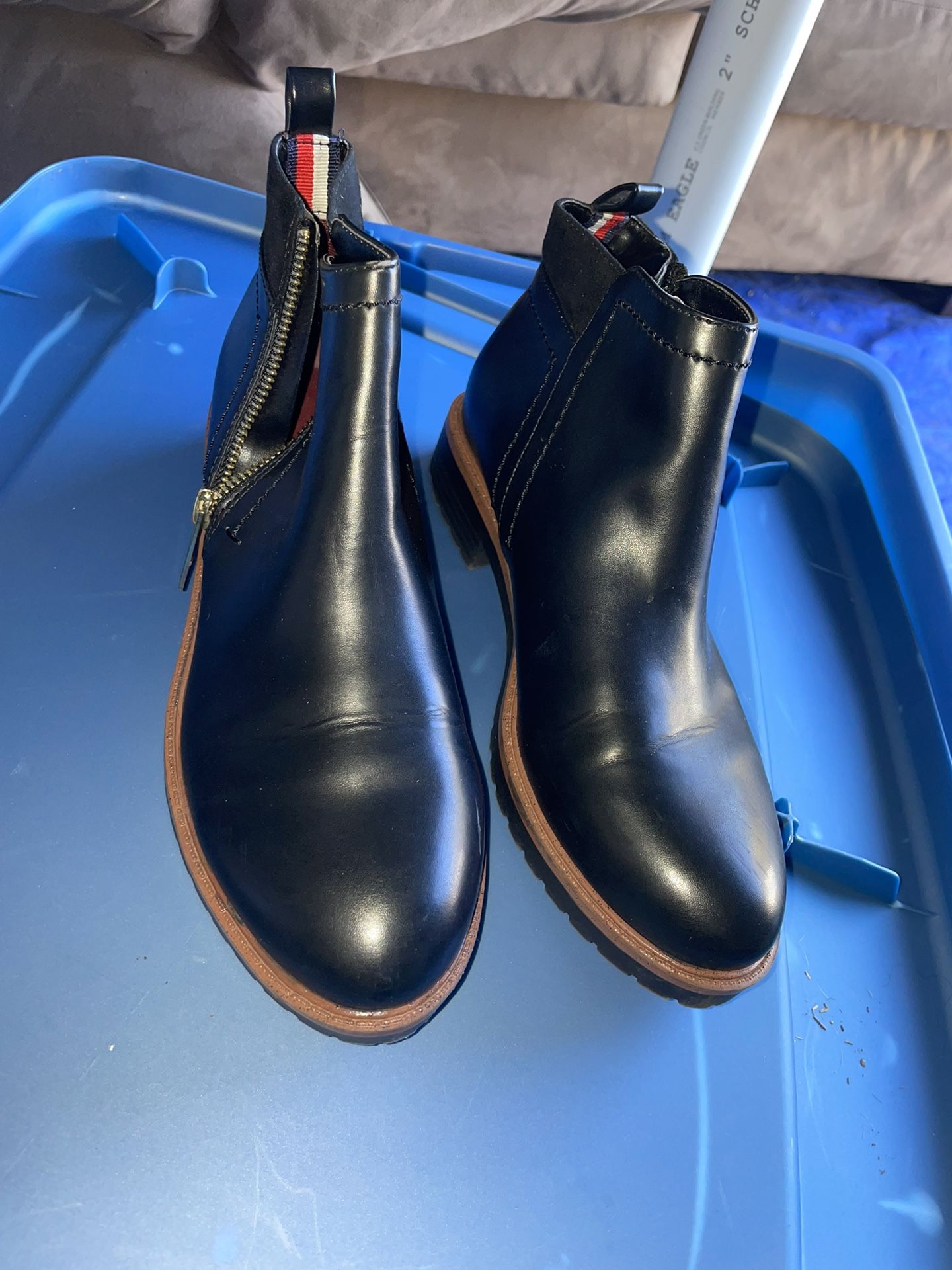 Tommy Boots Size 8 Men