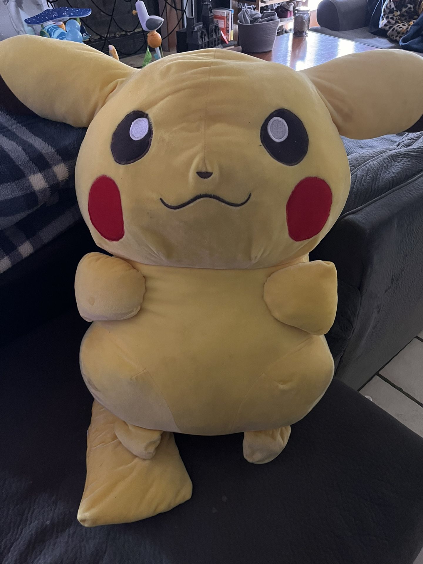 HUGE Pikachu