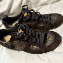 Louis Vuitton Globe Trotter Sneakers