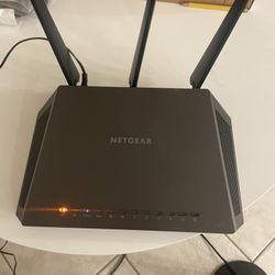Netgear Nighthawk AC1900