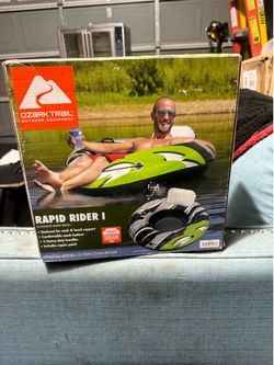 inflatable raft
