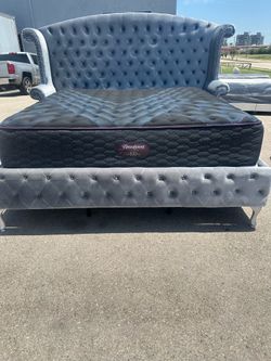 New king size bed with 11 inch mattress and free delivery, pay on arrival