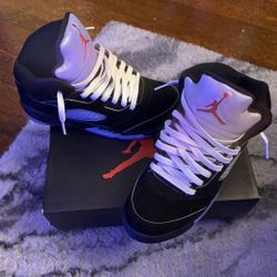 Jordan 5 Black Metallic Retro (Men’s 10.5)