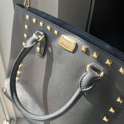 Michael Kors Classy Purse