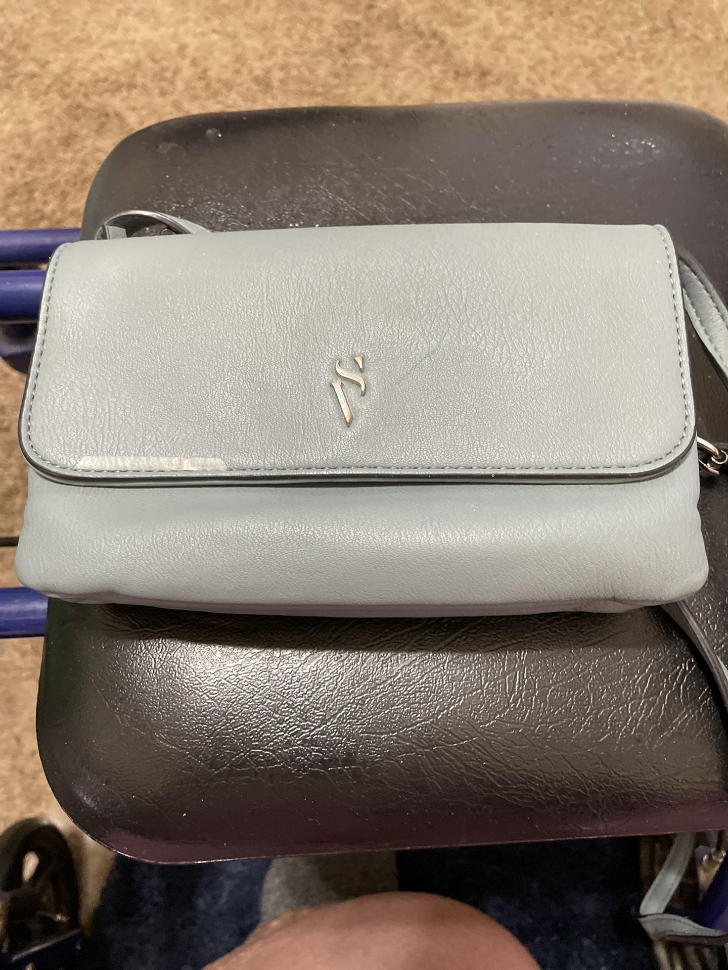 Simply Vera Green Leather Vera Wang Cross Body Purse