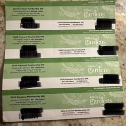 4 tickets to Gilroy gardens - North Pole nights