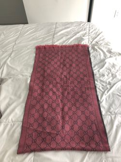 Gucci scarf 🧣