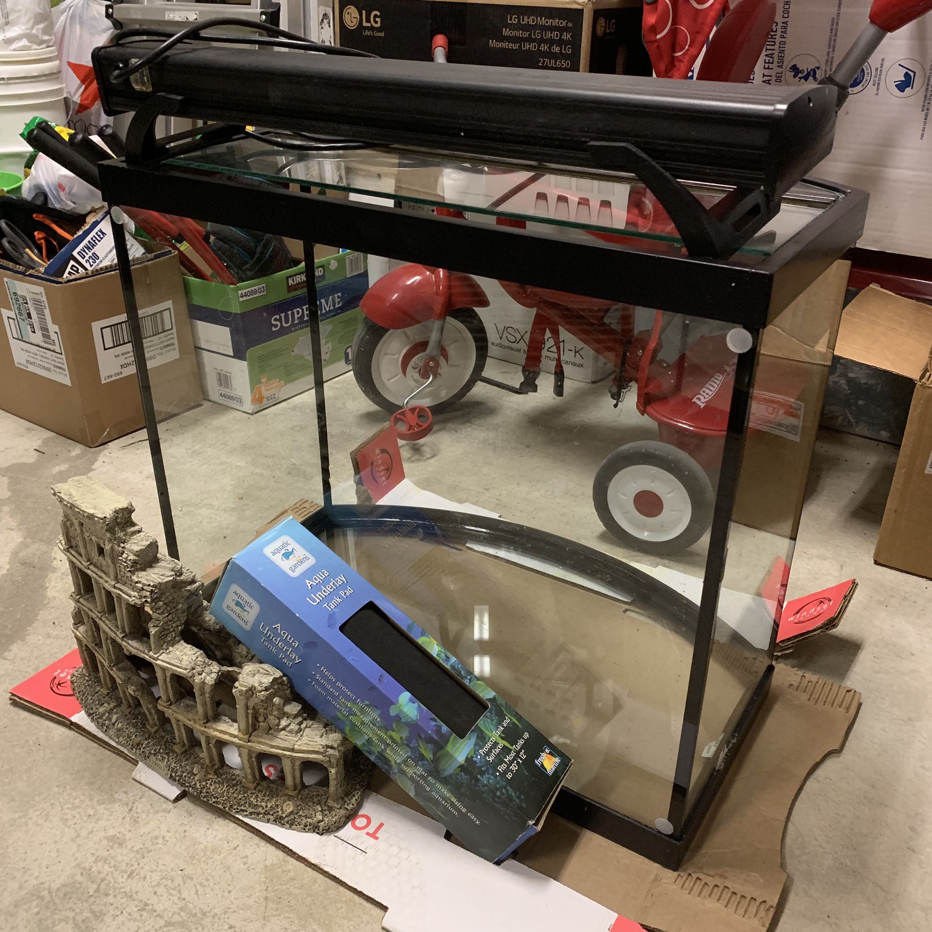 50 gallon curved front fish tank