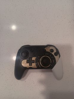 Nintendo Switch Pro Controller Tears of the Kingdom Edition