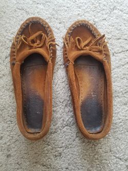 Minnetonka Moccasins 7 1/2 / 8