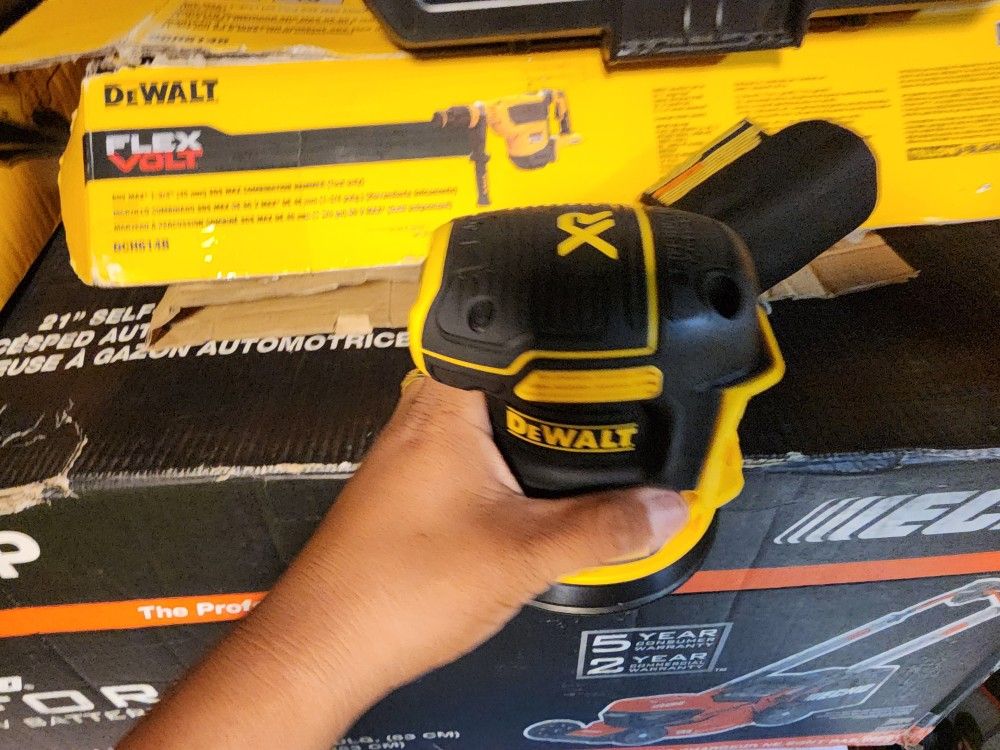 Dewalt Xr 20v Brushless Orbital Sander New In Box $120 Only Tool Or Best Offer