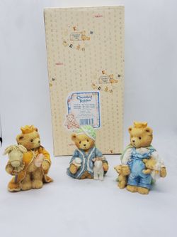 New Cherished Teddies RICHARD EDWARD WILBUR 3 KING Figurine Set Kings Gift lot

MIN CONDITION,  STORED IN THE BOX, COMES WITH ORIGINAL PACKAGING

Thre