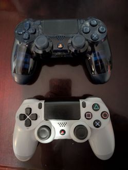 PS4 Controllers