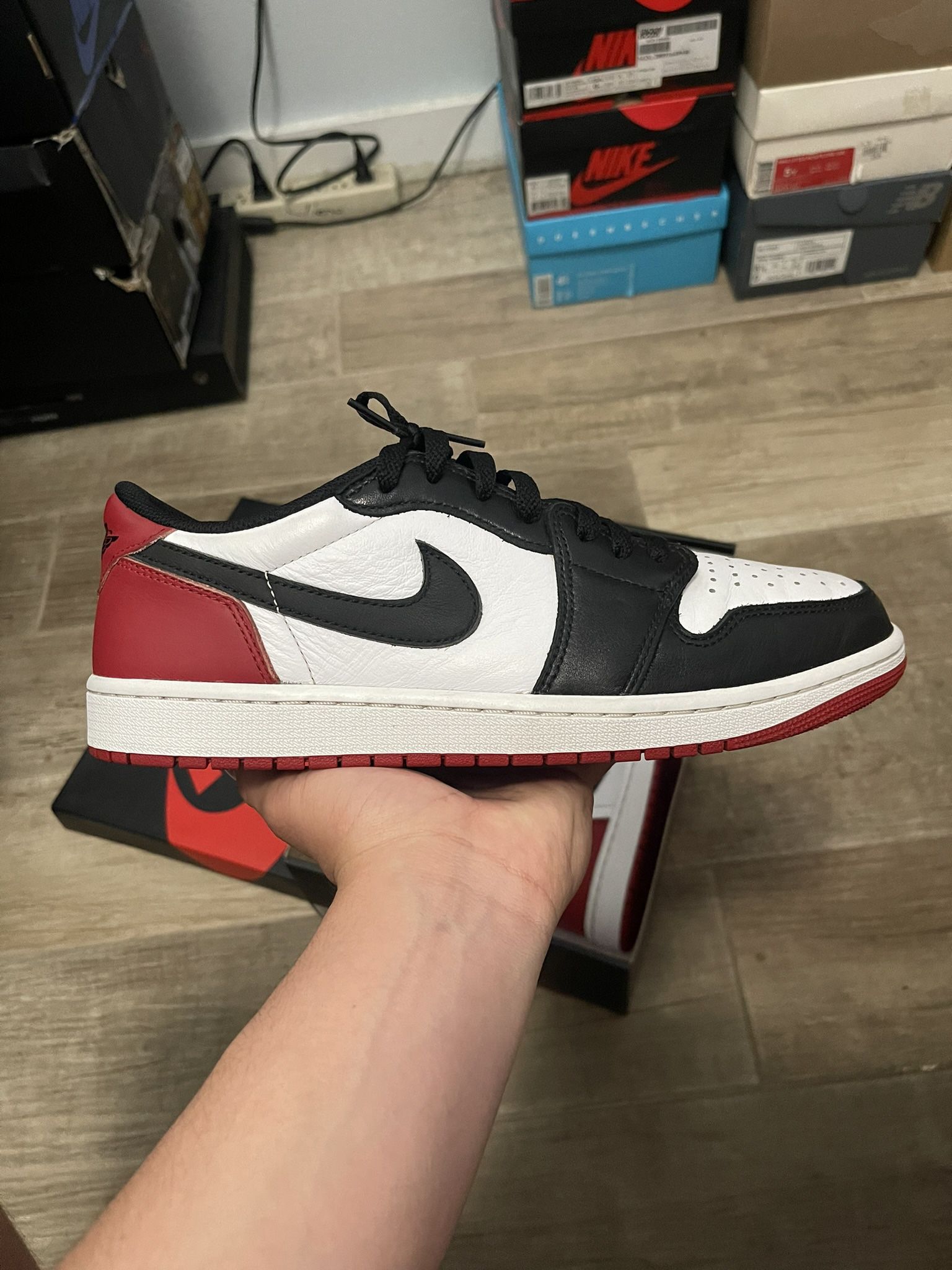 Air Jordan 1 Low “Black Toe” Size 10.5