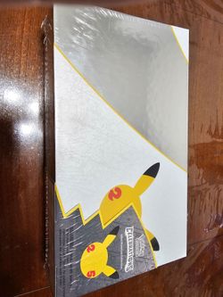 Pokemon Celebrations Ultra Premium Collection