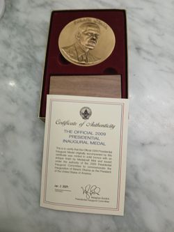 President Obama Medal Coin Large