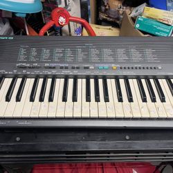 ⭐️💥Piano Yamaha ⭐️⭐️funciona Muy Bien 👍 