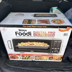 Foodi Ninja Digital Pro Air fry Oven 