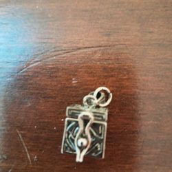 Lock it dependent or pillbox Prayer box