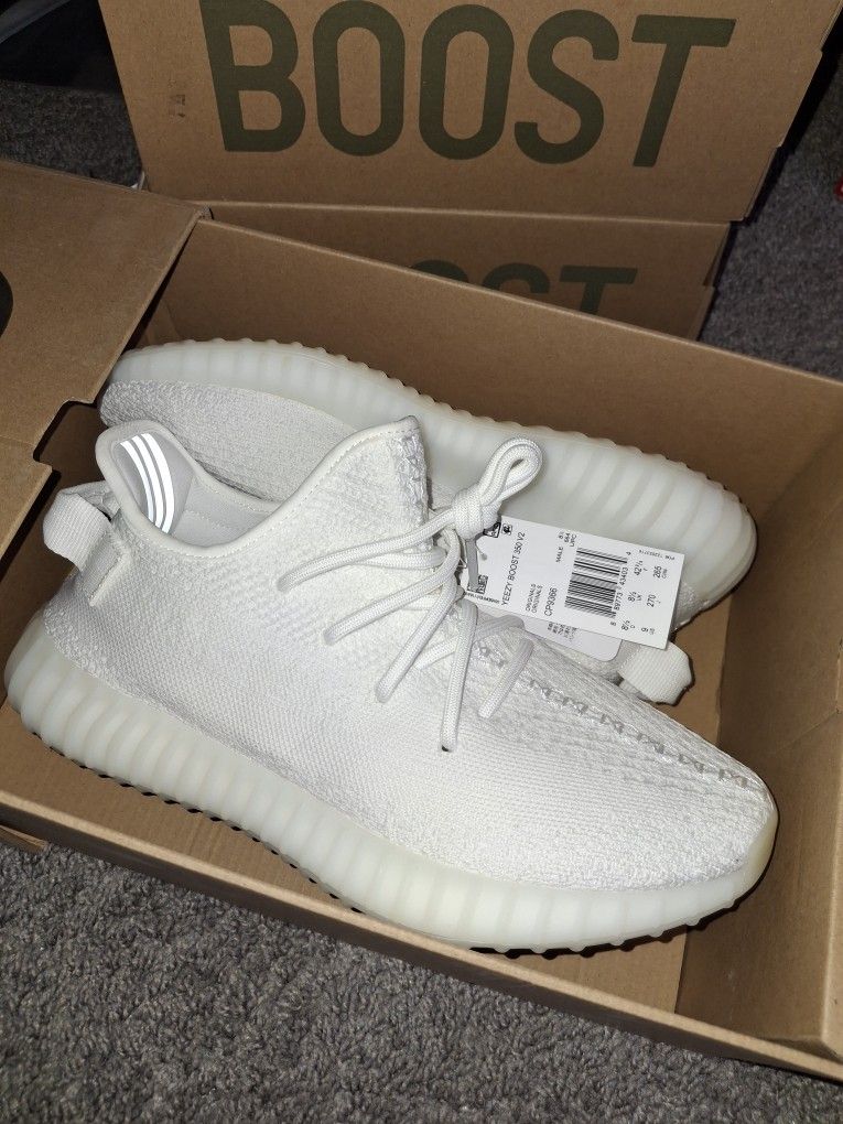 Yeezy White / Mens 9 , 10 & 11 / New W Box