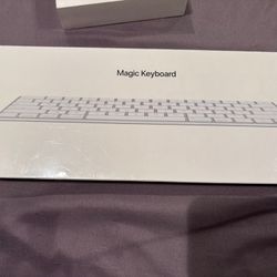 Magic Apple Keyboard 