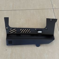 20-24 Tesla Model Y Dashboard Cover RH Lower OEM 1833395-00-A