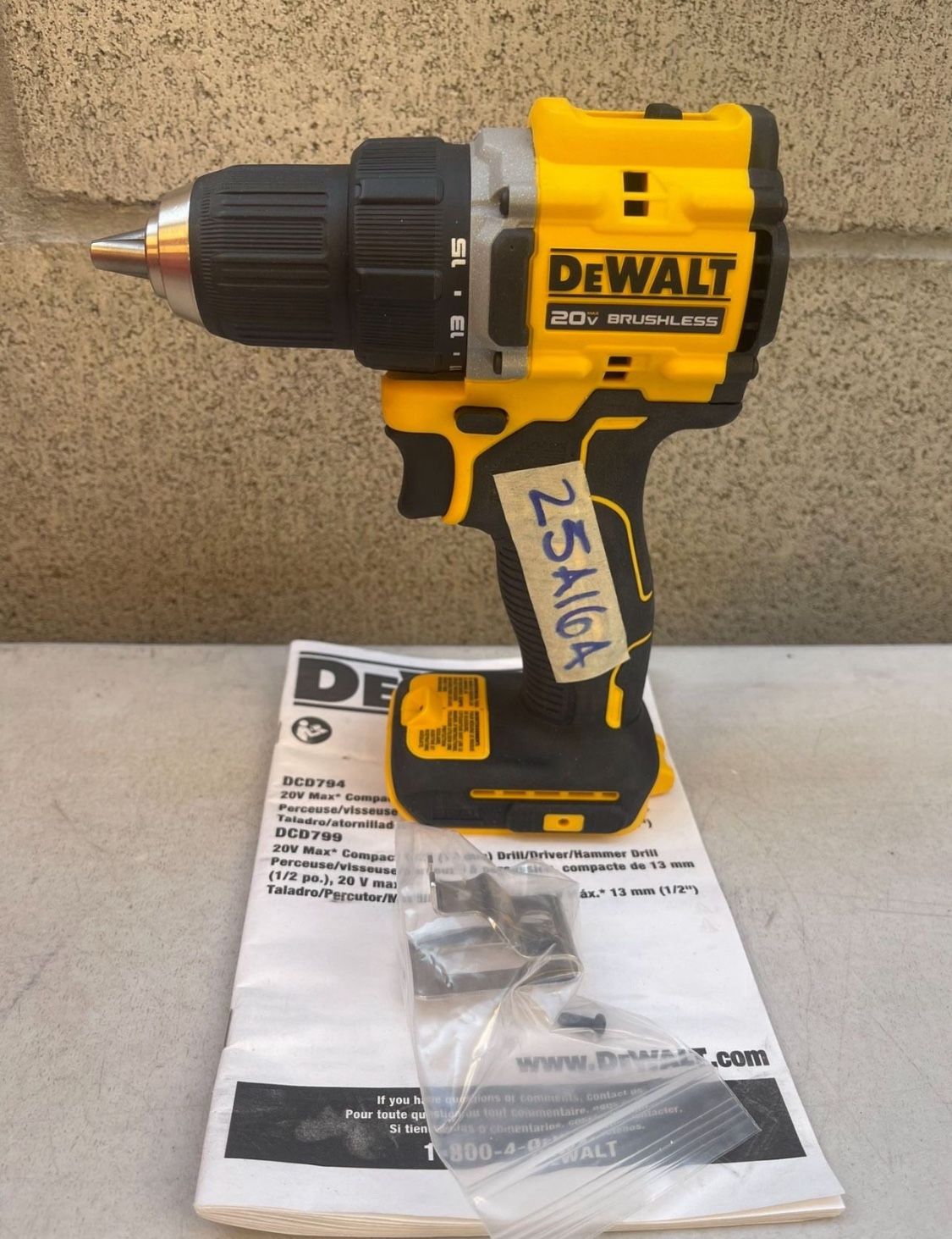 DEWALT ATOMIC 20-Volt MAX 1/2 in. Drill Driver (Tool-Only)