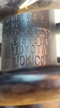 Toyota struts