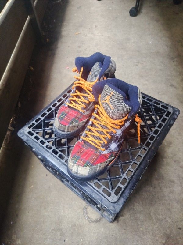 Jordan 5 Retro Plaid