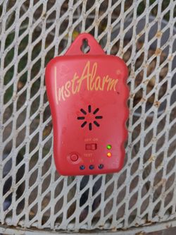 InstAlarm Peace of Mind Floor Heat System Installation Monitor and Short Circuit Checker InstAlarm Peace of Mind Floor Heat System Installation Monitor and Short Circuit Checker