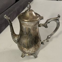 ✨🤗✨Sheridan Silver Plated Coffee/Teapot Collectable
