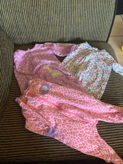 Pjs for baby girl 0-3 months