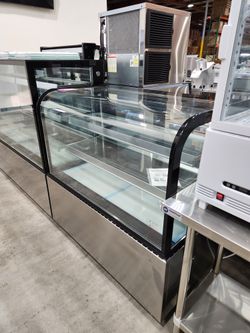 🍰NSF/ETL Refrigerated Glass Bakery Display (Vitrina Refrigerada de Vidrio para Panadería NSF/ETL)