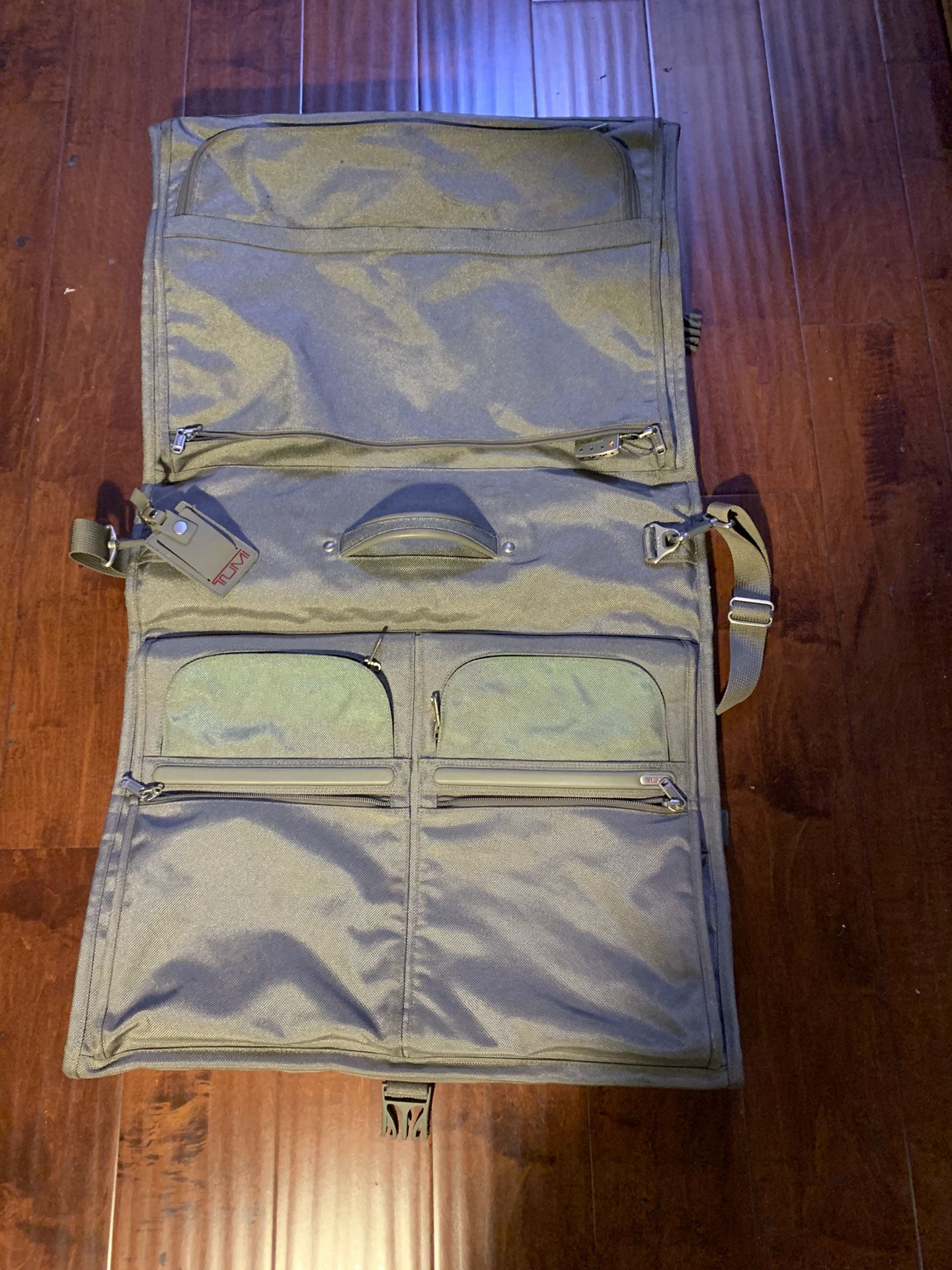 Tumi Garment Bi Fold Suit Travel Bag with lock  Green 