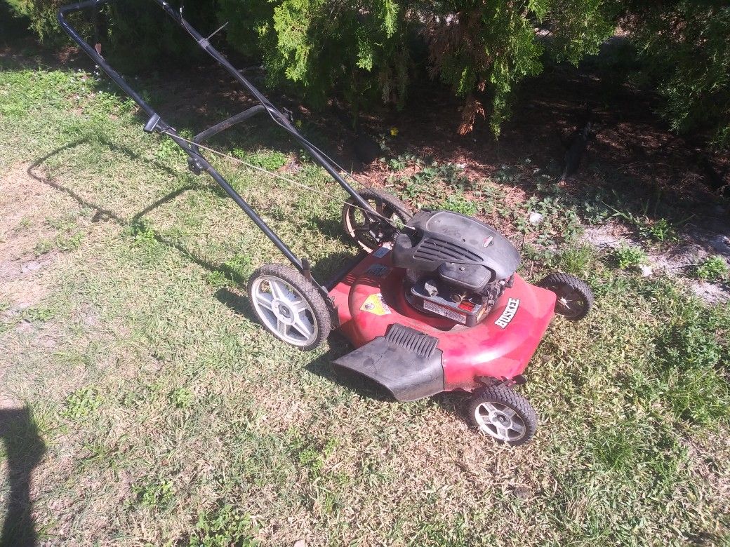 Got 5 lawn mover 50 obo a peace