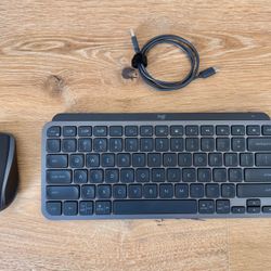 Logitech MX Mini Keyboard + MX Anywhere 2s Mouse