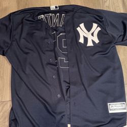 Authentic Yankees Jersey Size Medium