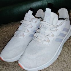 Adidas Women's Shoes Size 6