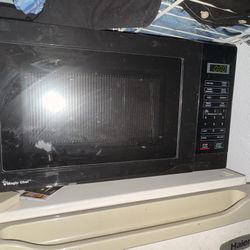 Small Microwave 
