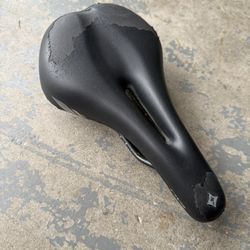 Specialized Riva Body Geometry Saddle / Bike Seat