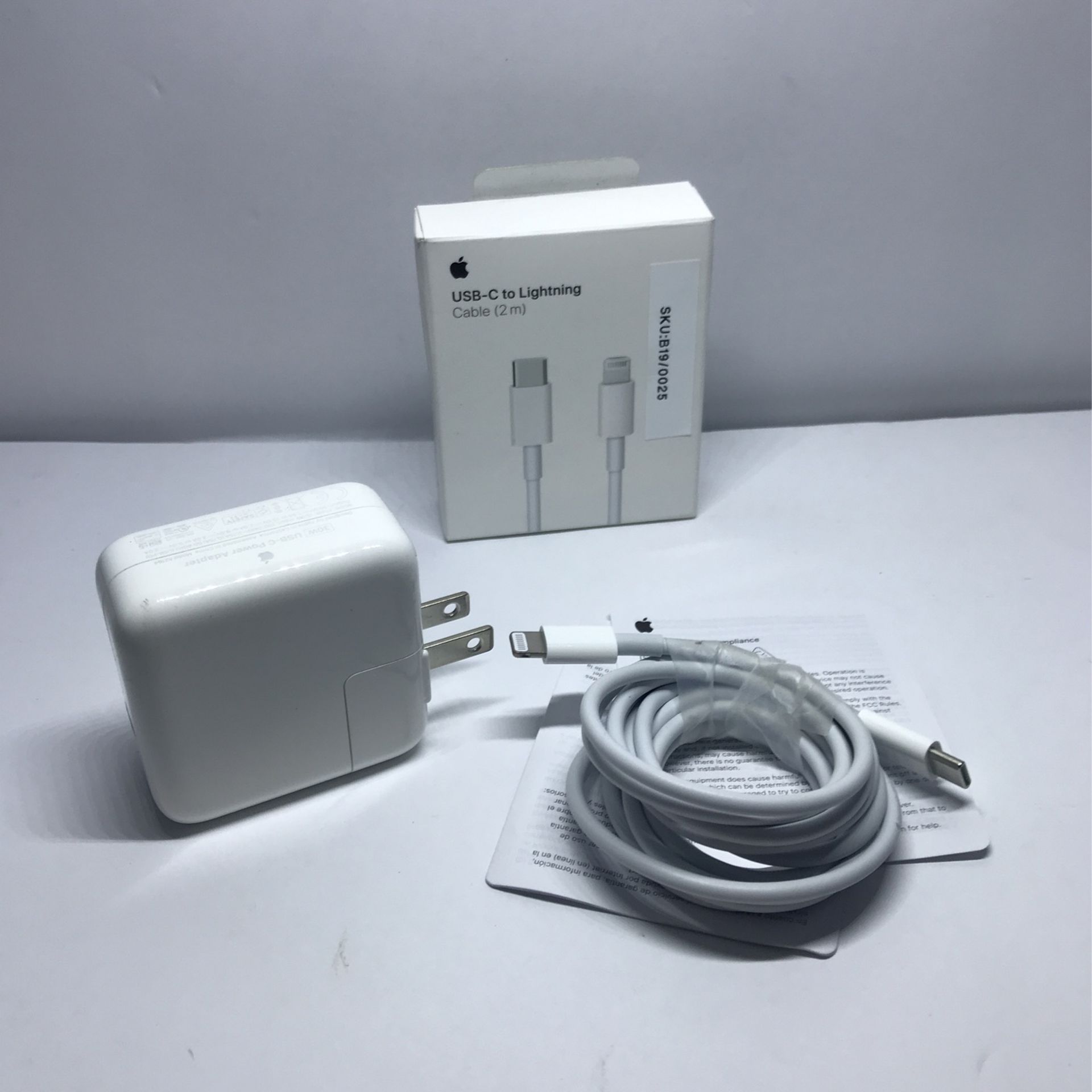 Original 100% Genuine OEM APPLE  30W USB-C Power Adapter / Charger MR2A2LL/A + USB-C to Lightning  Cable (2m)